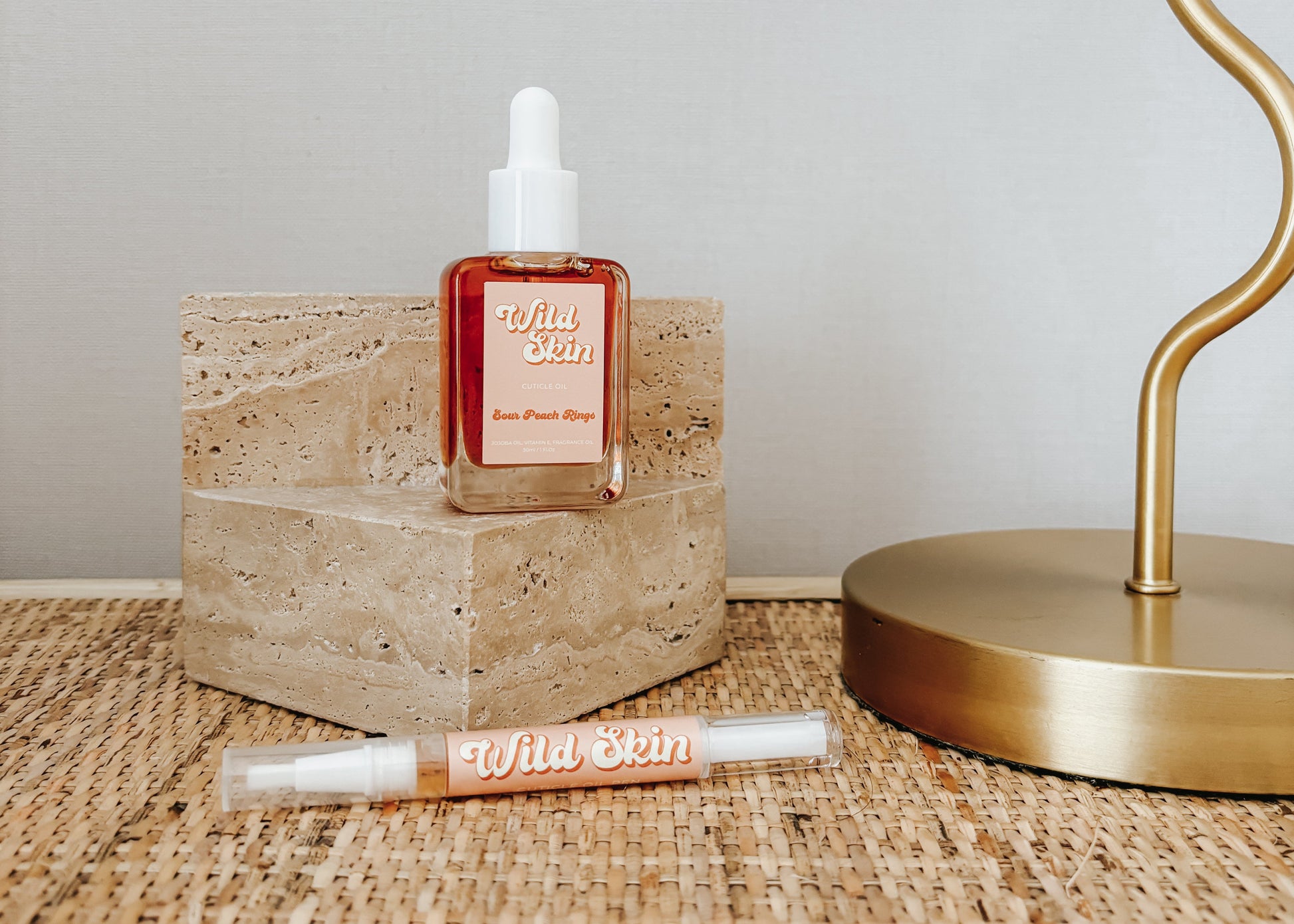 Wild Skin Cuticle Oil Pen & Bottle Lifestyle Sour Peach